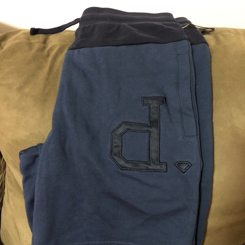Diamond sweat short